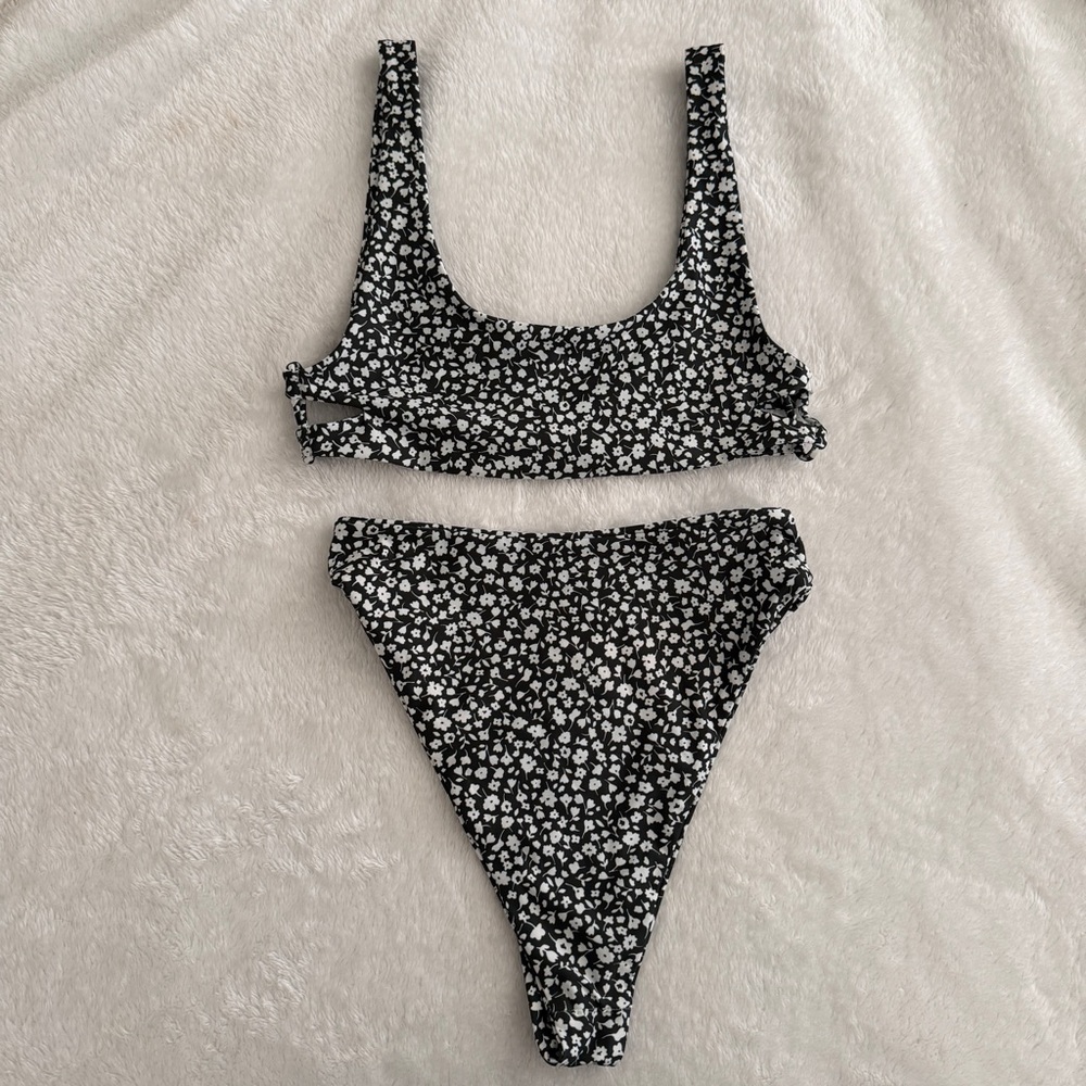 Stone Fox Swim XS Floral Bikini